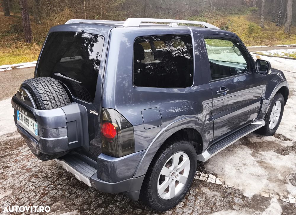 Mitsubishi Pajero 3.2 DI-D Automatik Instyle - 4