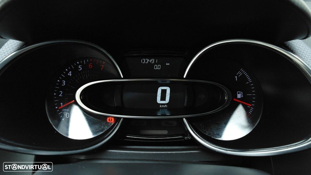 Renault Clio 0.9 TCe Limited - 31