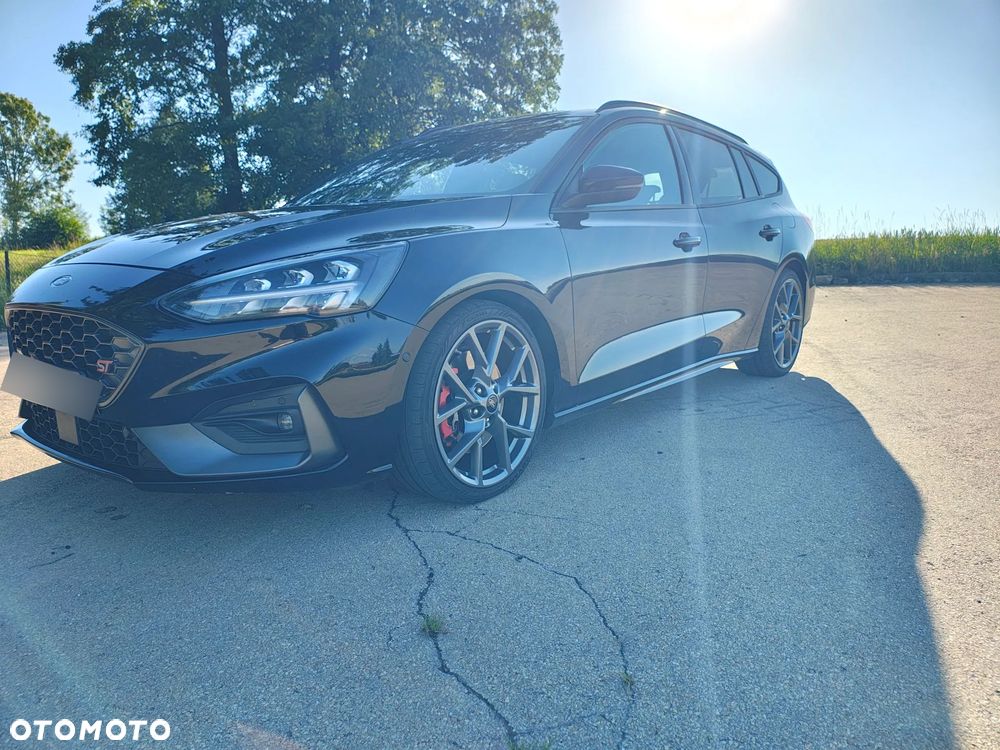 Ford Focus 2.3 EcoBoost ST - 21