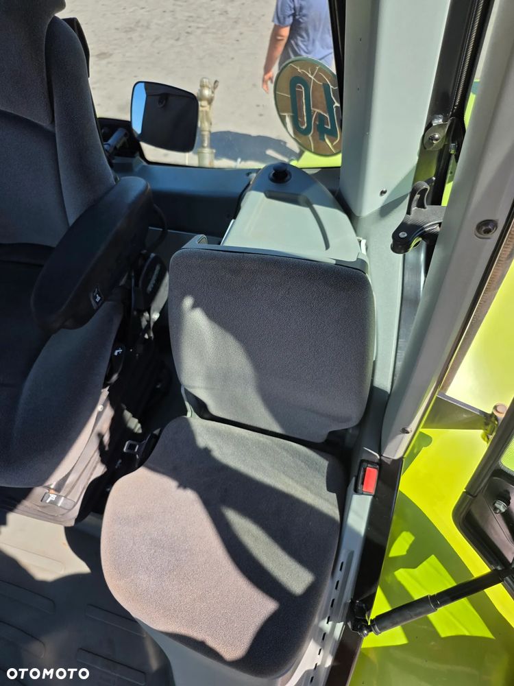 Claas Arion 530 CIS - 16