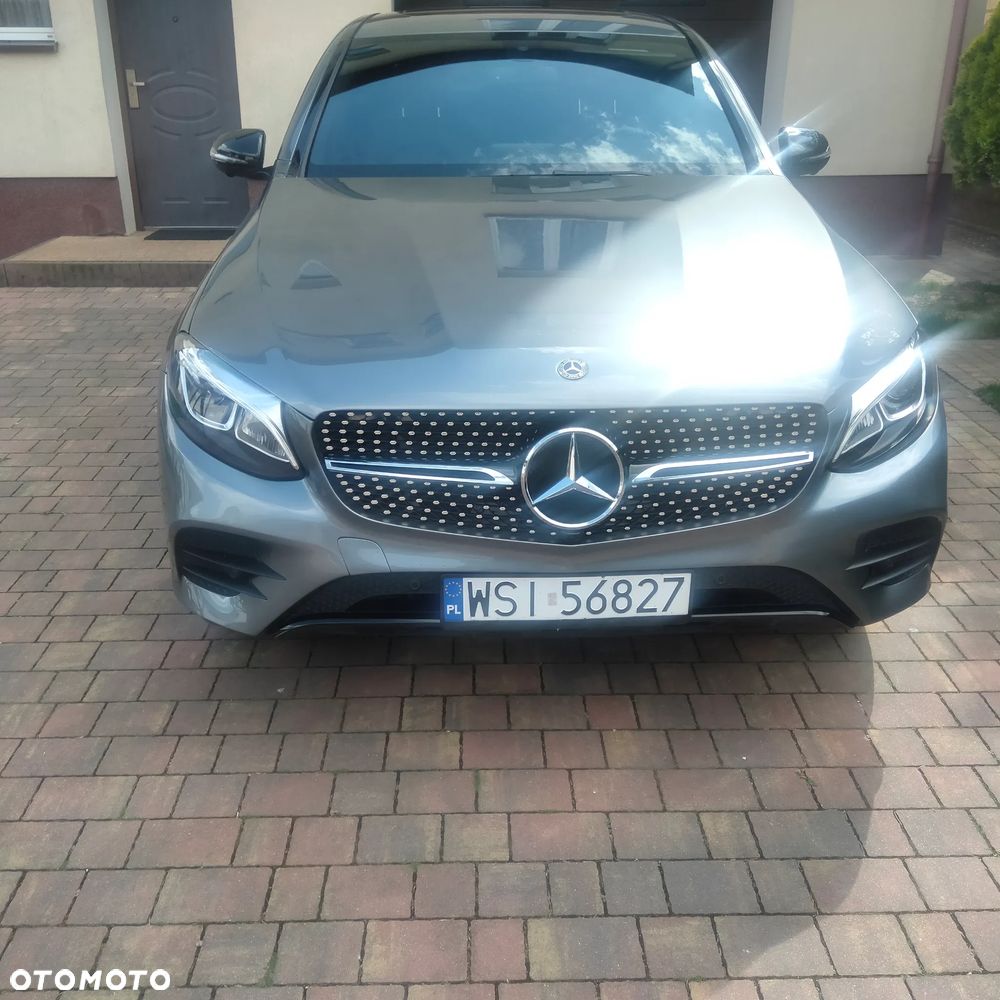 Mercedes-Benz GLC 300 4Matic 9G-TRONIC AMG Line - 5