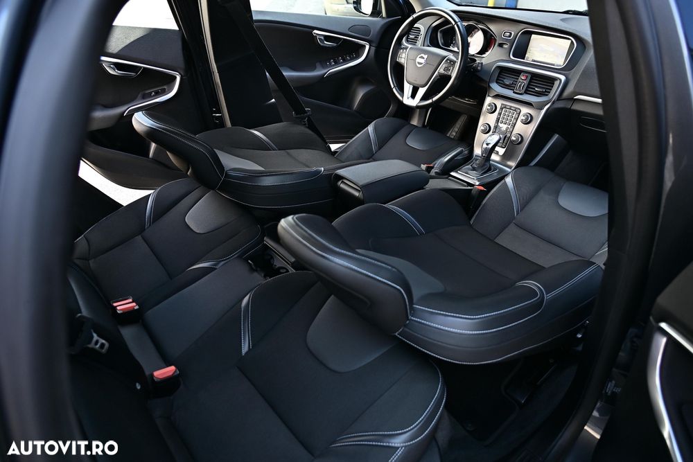 Volvo V40 D3 Geartronic - 16