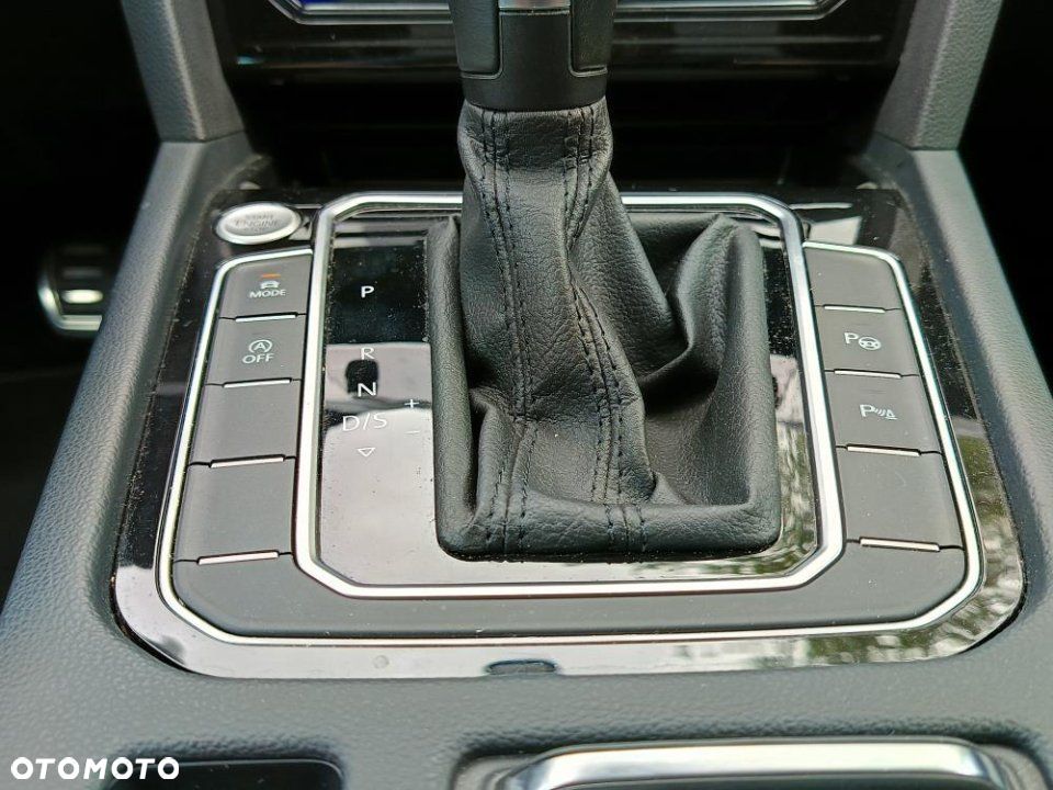 Volkswagen Passat - 14