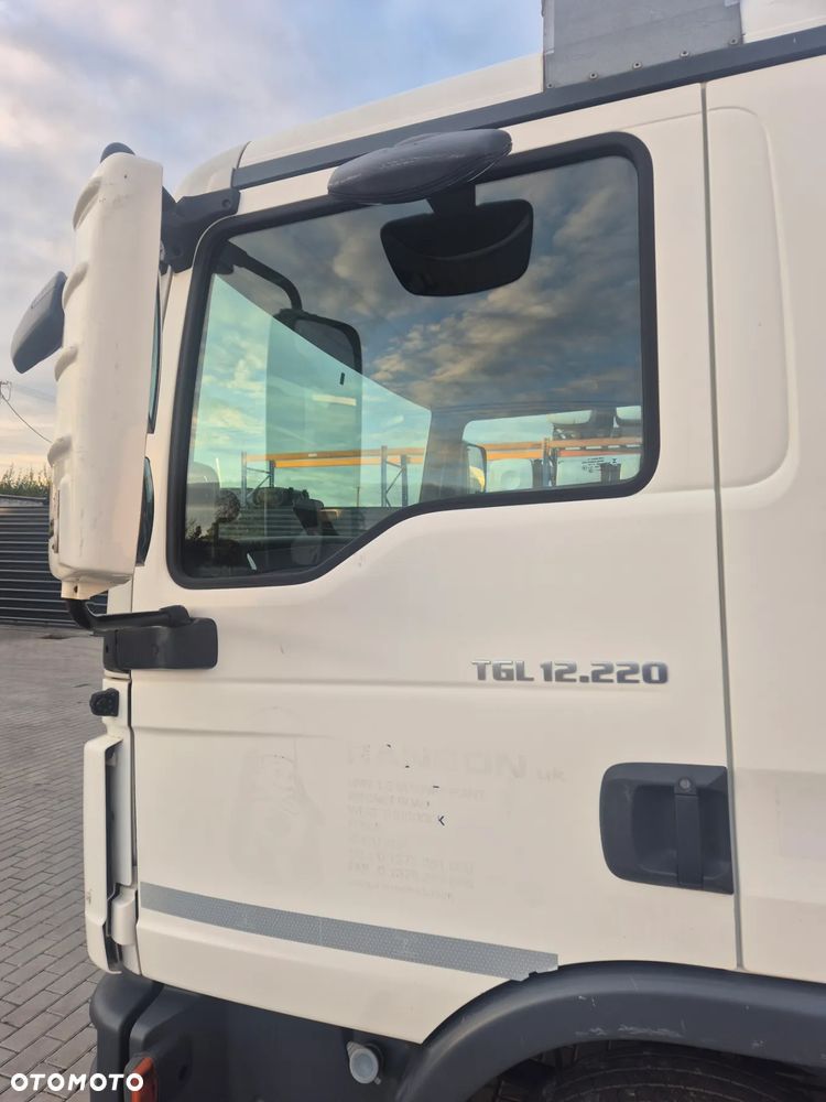 DRZWI LEWE BIAŁE KOMPLETNE MAN TGL TGM TGS EURO 5 , EURO 6 - 1