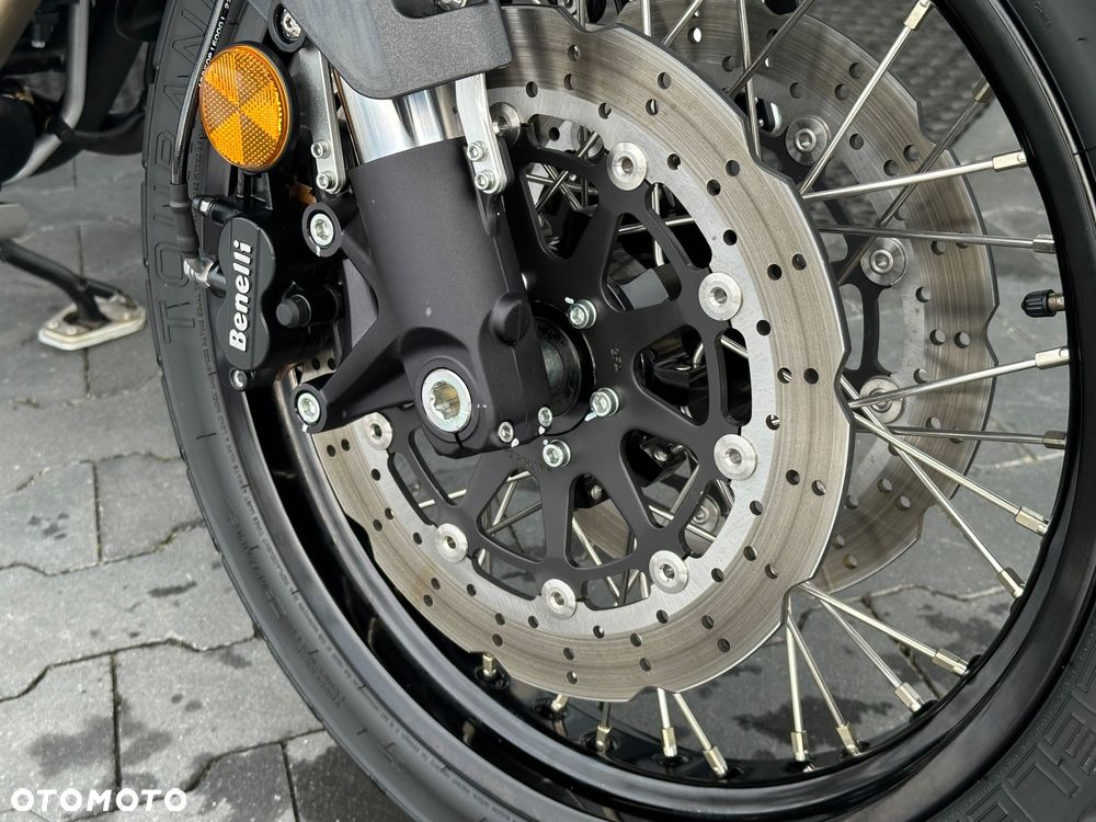 Benelli TRK 502X - 19