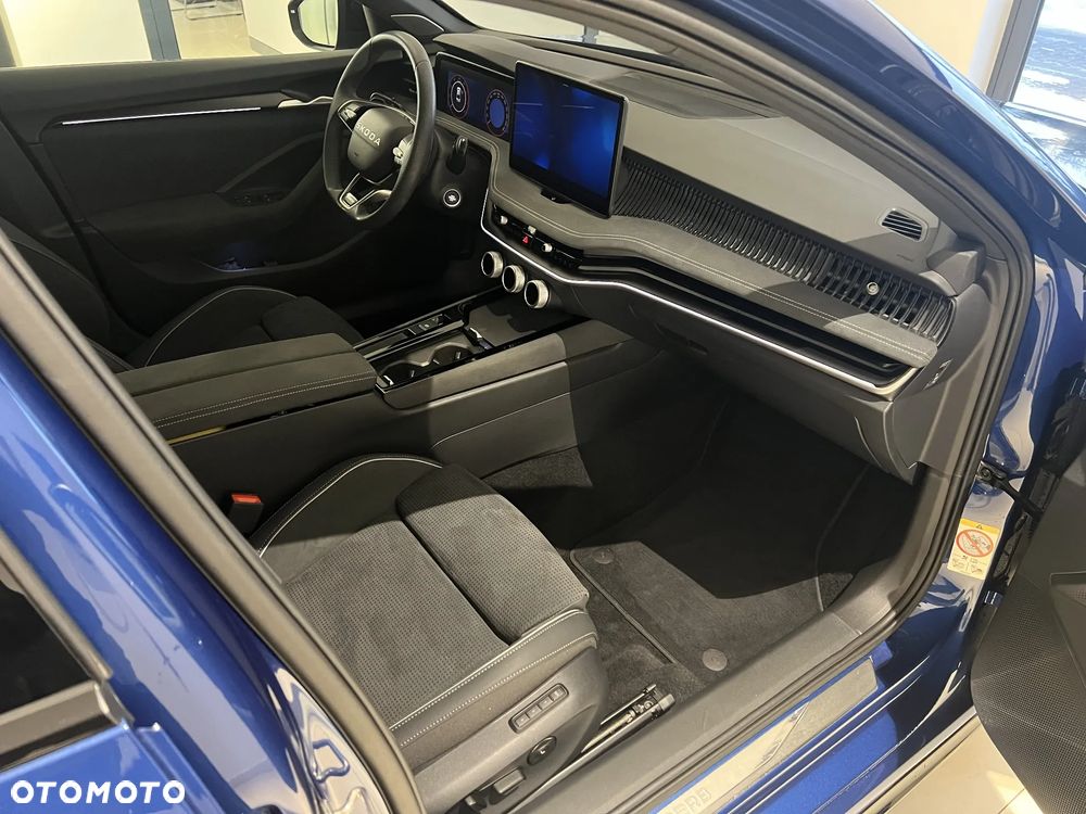 Skoda Superb 2.0 TDI SCR 4x4 Sportline DSG - 14