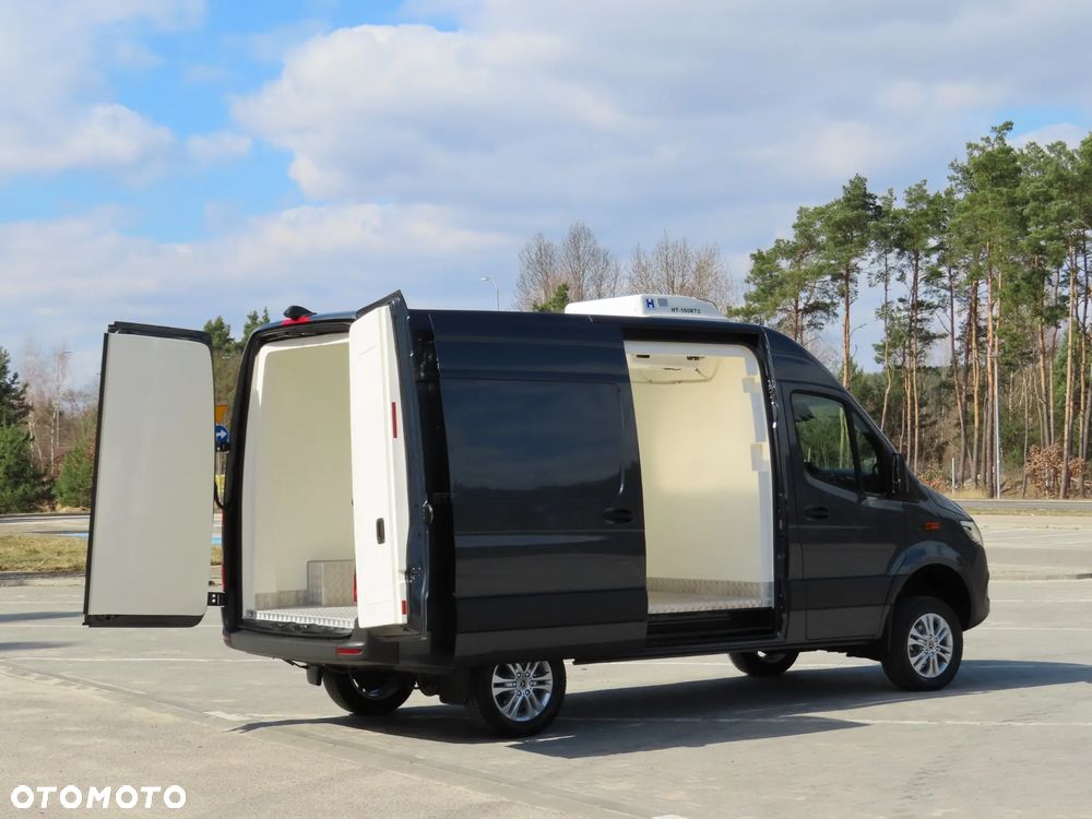 Mercedes-Benz Sprinter 319 CDI V6 3.0 CDI 190 KM Automat 7G-Tronic 4X4 Chłodnia -30*C Agregat Chłodniczy Rozstaw Osi 3665 mm Ładowność 1067 Kg WZMACNIANY Przebieg 10 Tys Km Jedyny Taki UNIKAT Stan NOWY Jak Z Fabryki POLECAM - 14
