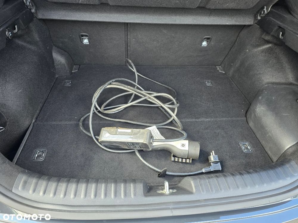 Kia XCeed - 19