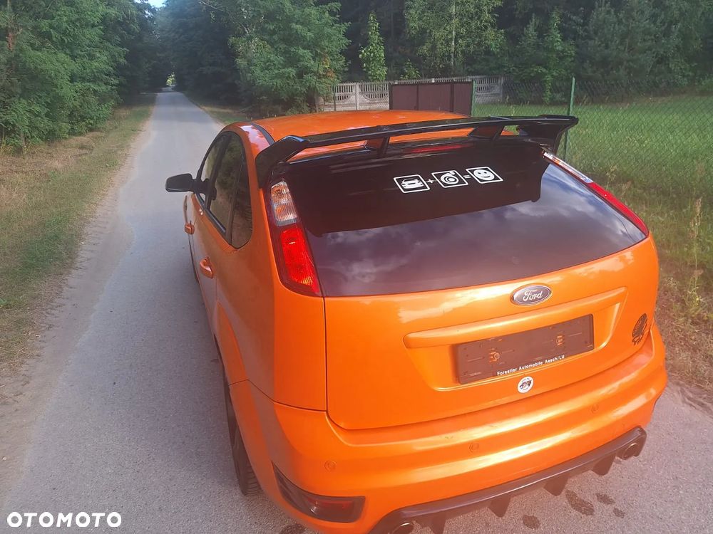 Ford Focus 2.5 ST - 17