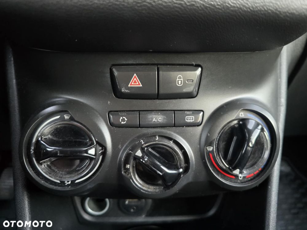 Peugeot 208 68 VTI Active - 31