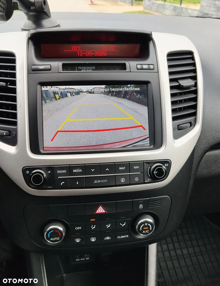 Kia Venga - 17