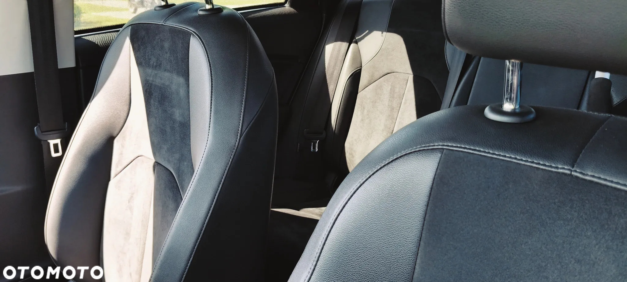 Seat Leon 1.6 TDI Ecomotive Style S&S - 32
