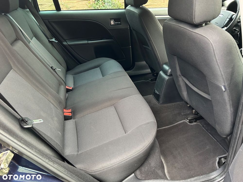 Ford Mondeo - 14