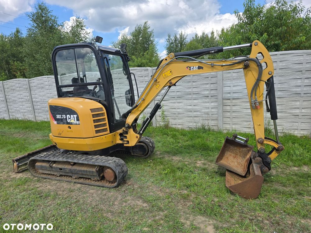 Caterpillar - 2