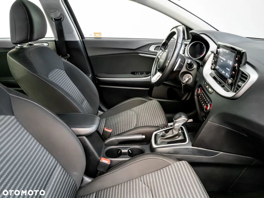 Kia Ceed 1.5 T-GDI M DCT - 22