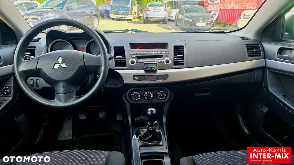 Mitsubishi Lancer - 31