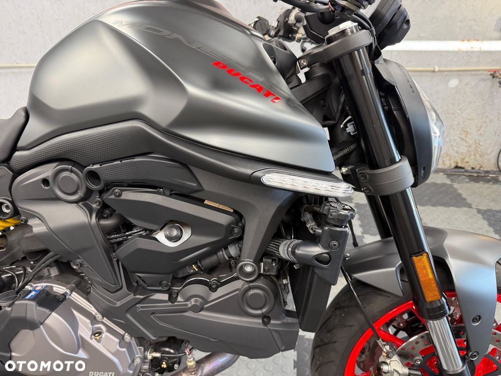 Ducati Monster - 9