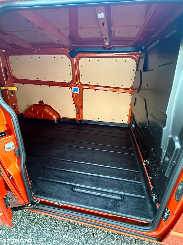 Ford Transit - 6