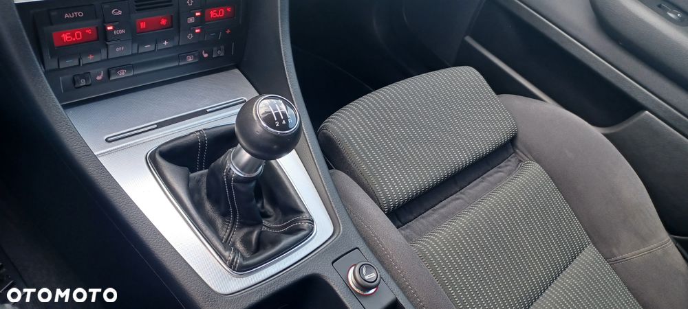 Audi A4 Avant 1.8 T - 28