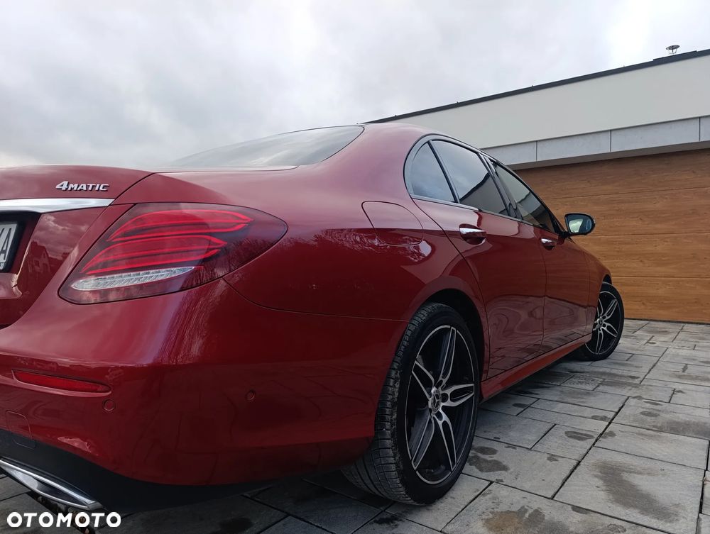 Mercedes-Benz Klasa E - 16