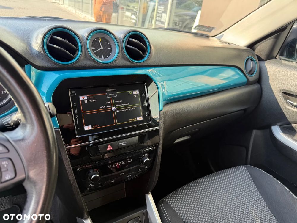 Suzuki Vitara 1.6 Premium 4WD - 15