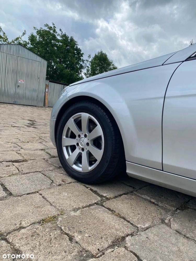 Mercedes-Benz Klasa C 220 CDI DPF (BlueEFFICIENCY) 7G-TRONIC Elegance - 10