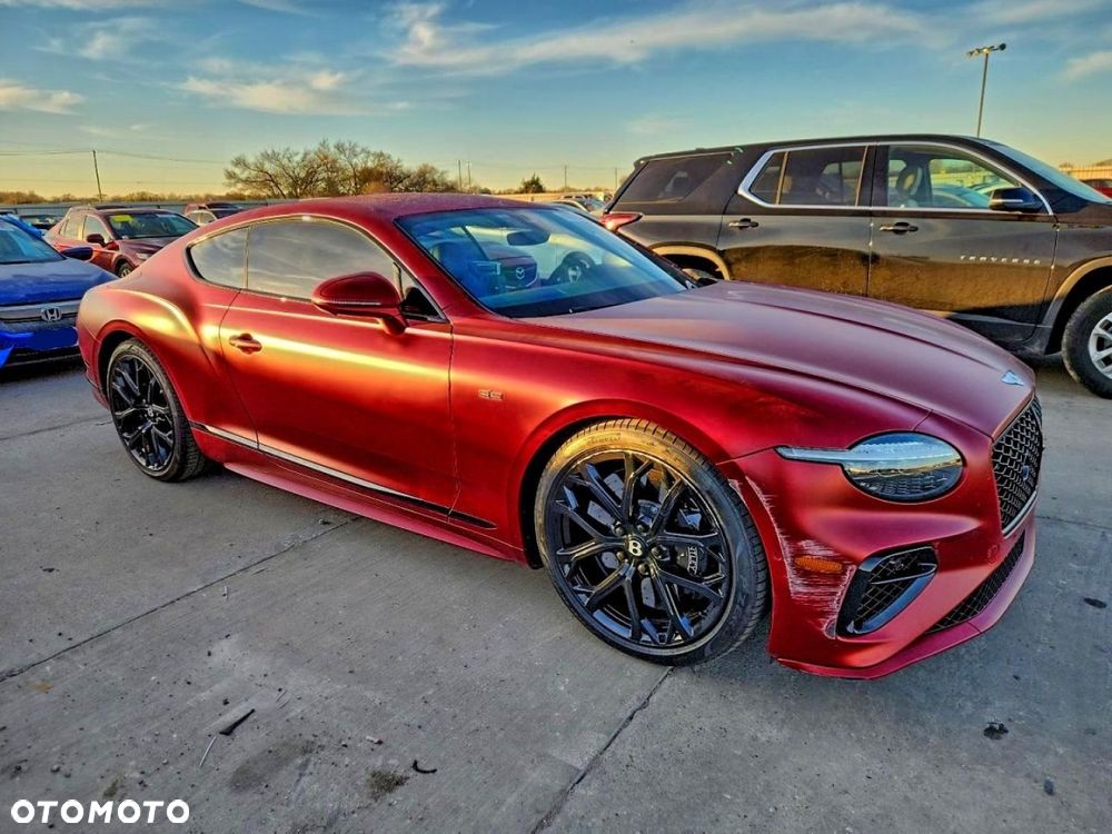 Bentley Continental GT - 10