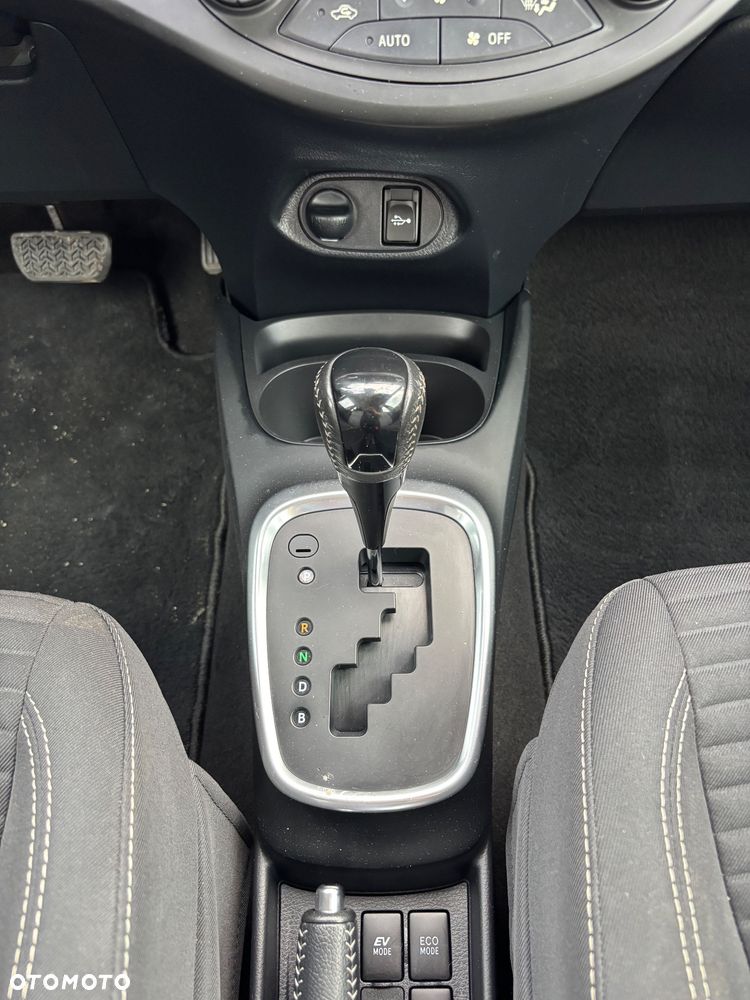 Toyota Yaris 1.5 VVT-i - 14