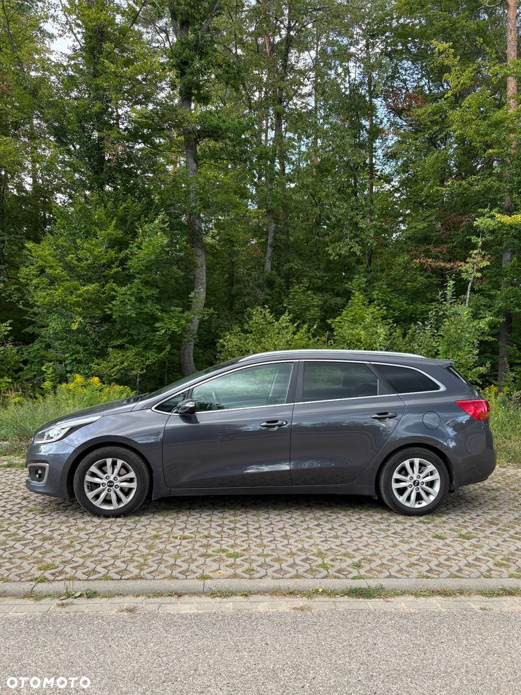 Kia Ceed 1.6 GDI L DCT - 3