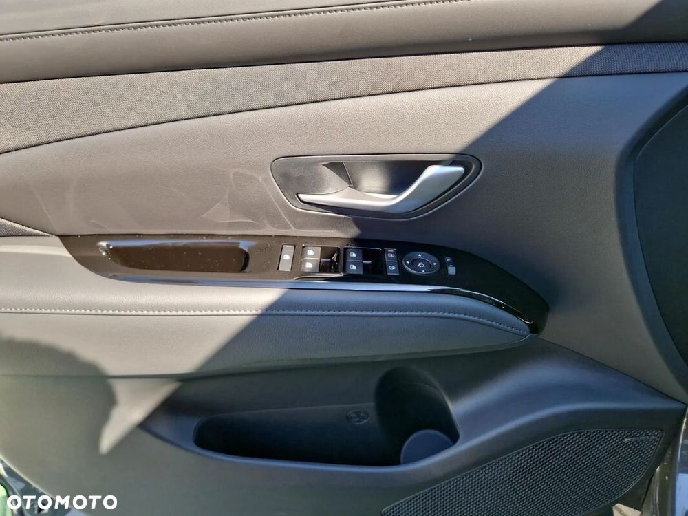 Hyundai Tucson 1.6 T-GDi Executive 2WD - 11