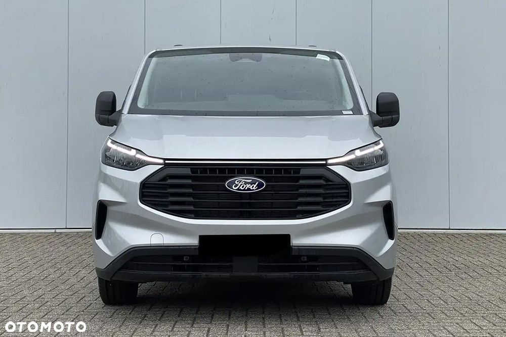 Ford Transit Custom 320 L2H1 Trend A8 2.0 136KM - 4