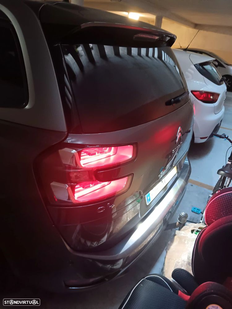 Citroën C4 Grand Picasso 1.6 e-HDi Intensive ETG6 - 24
