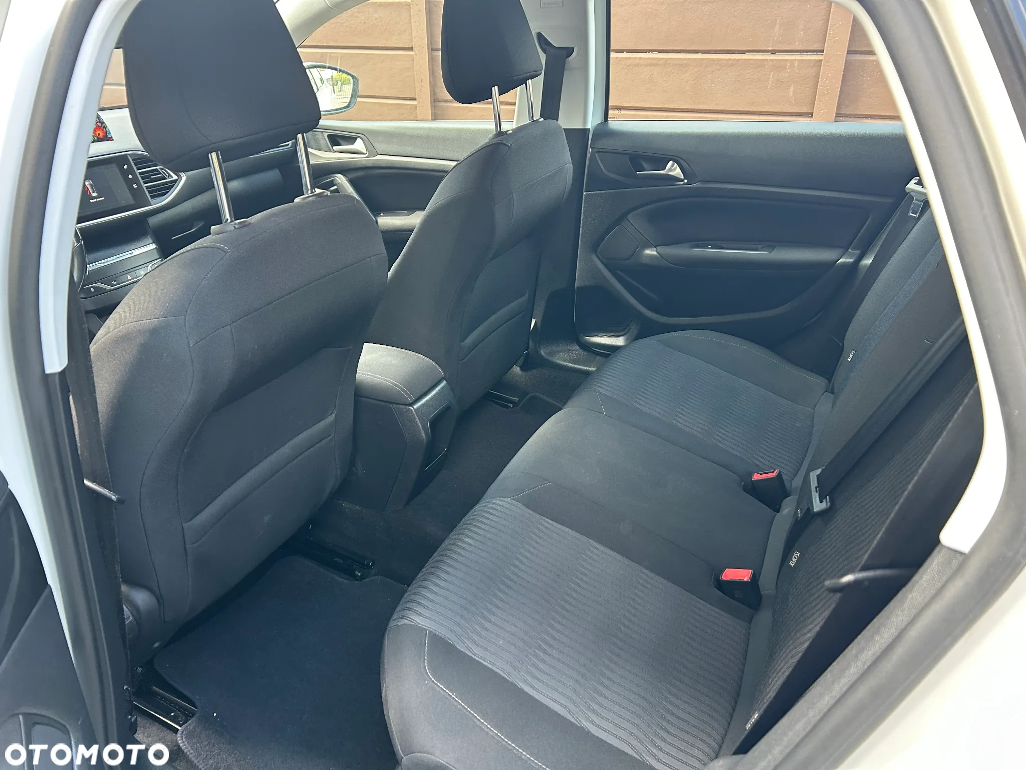 Peugeot 308 SW 1.2 PureTech Active S&S - 8