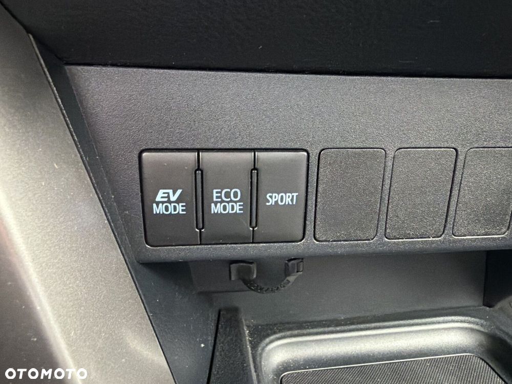 Toyota RAV4 - 25