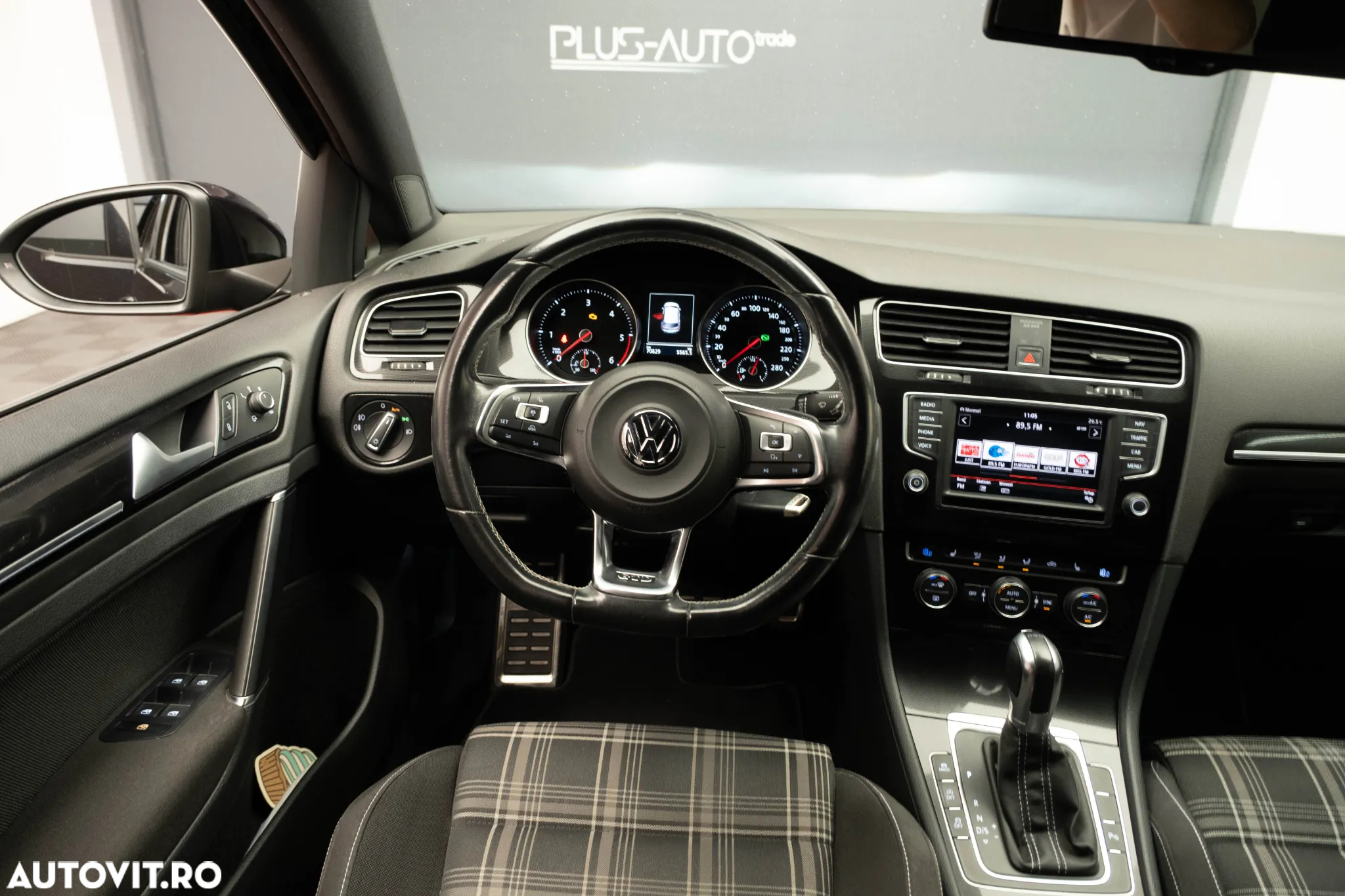 Volkswagen Golf 2.0 TDI DSG GTD - 17