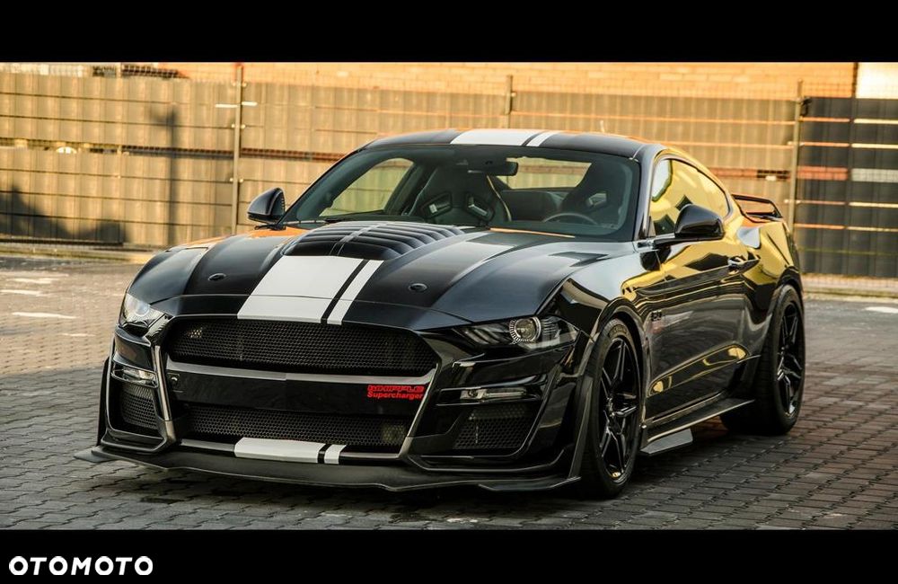 Ford Mustang - 1