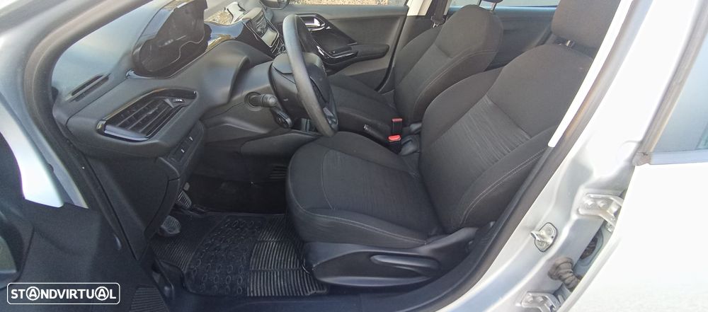VW Sharan - 5