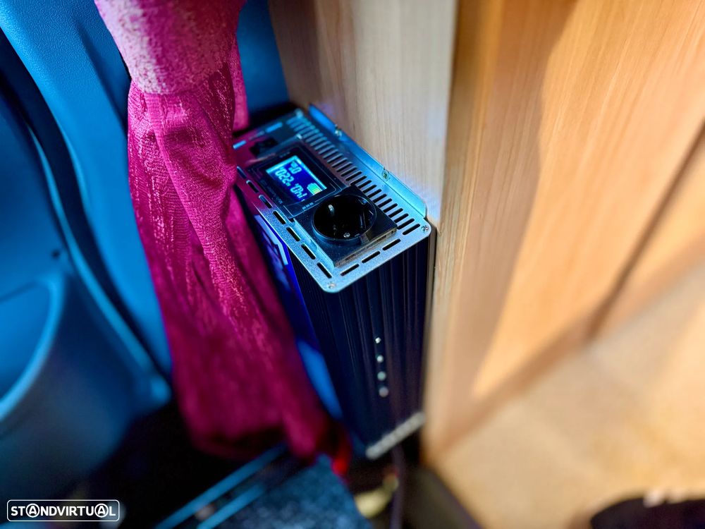 Ford Trigano Challenger Genesis 33 6 lugares - 16