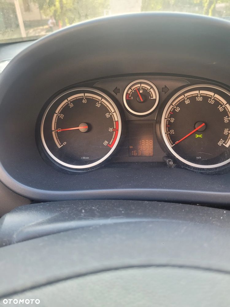 Opel Corsa 1.2 16V Limited Edition - 4