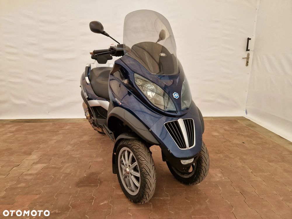 Piaggio MP-3 - 14