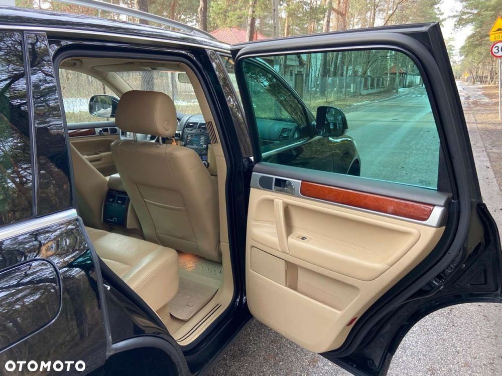 Volkswagen Touareg - 23