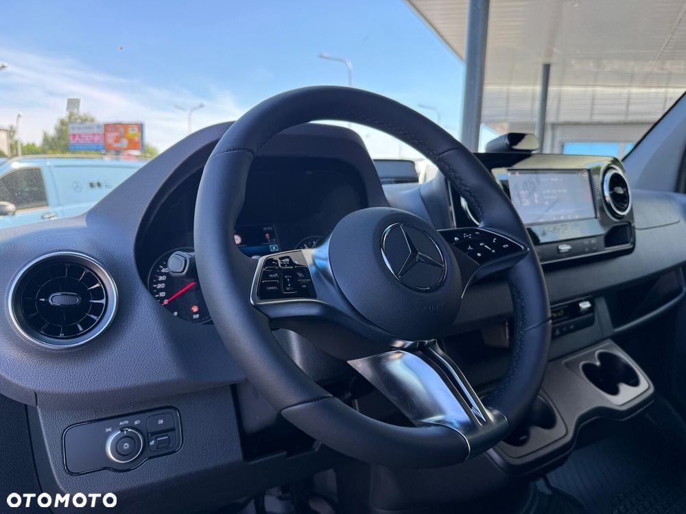 Mercedes-Benz Sprinter Furgon L3H2 317 cdi - 15