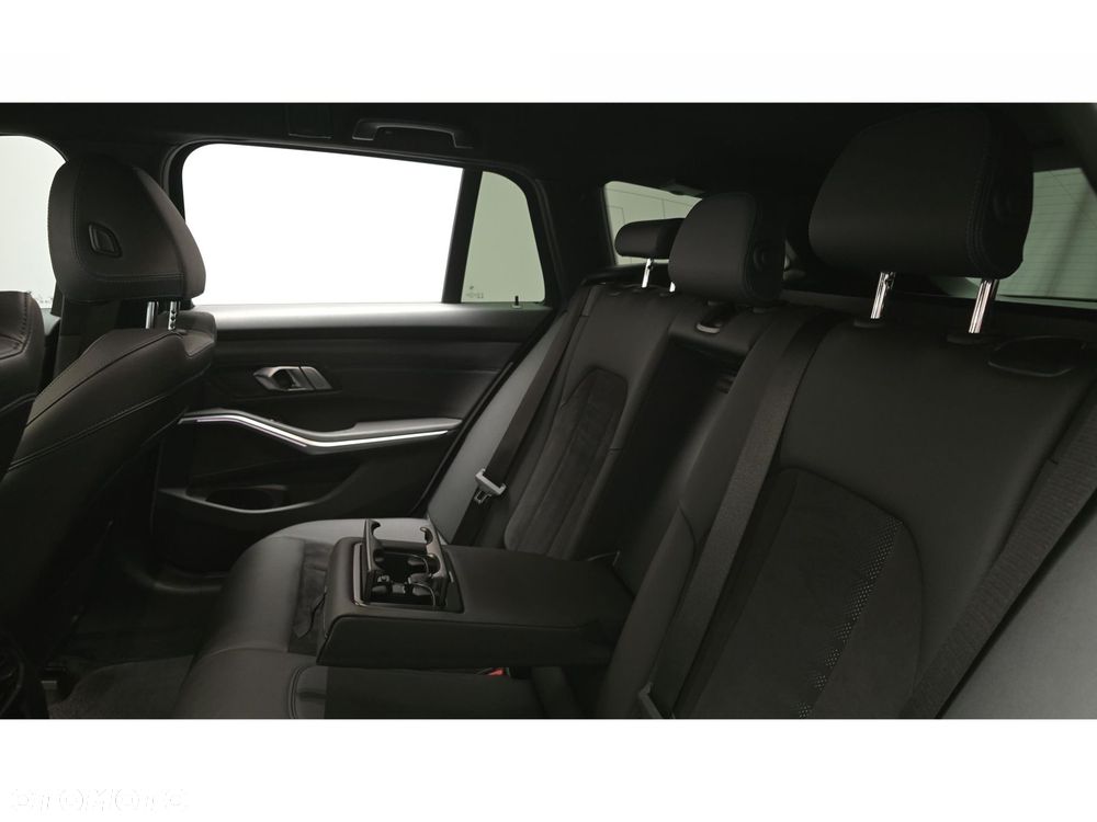 BMW Seria 3 - 23