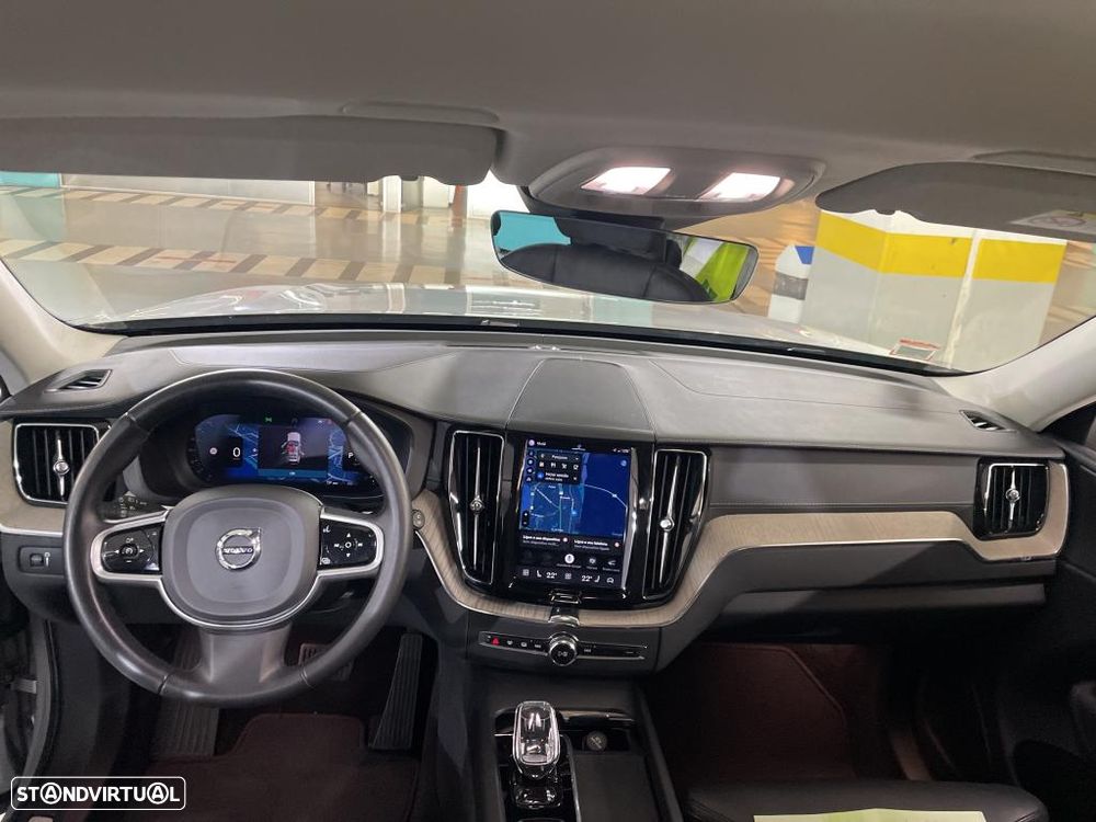 Volvo XC 60 2.0 B4 Inscription - 8
