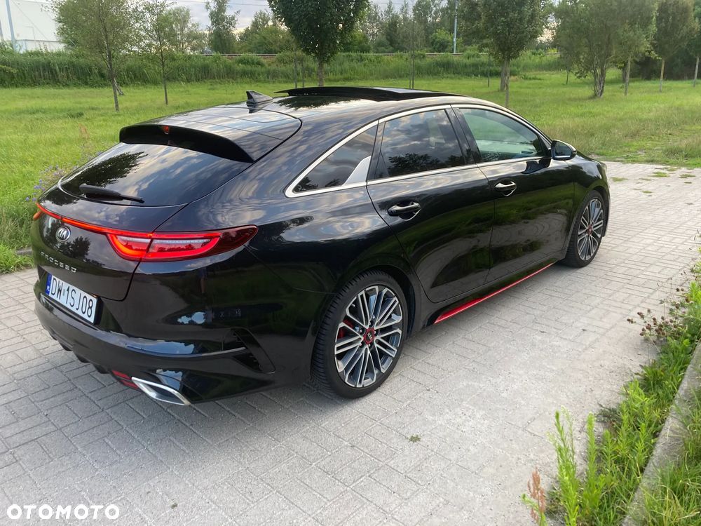 Kia ProCeed 1.6 T-GDI GT DCT - 9