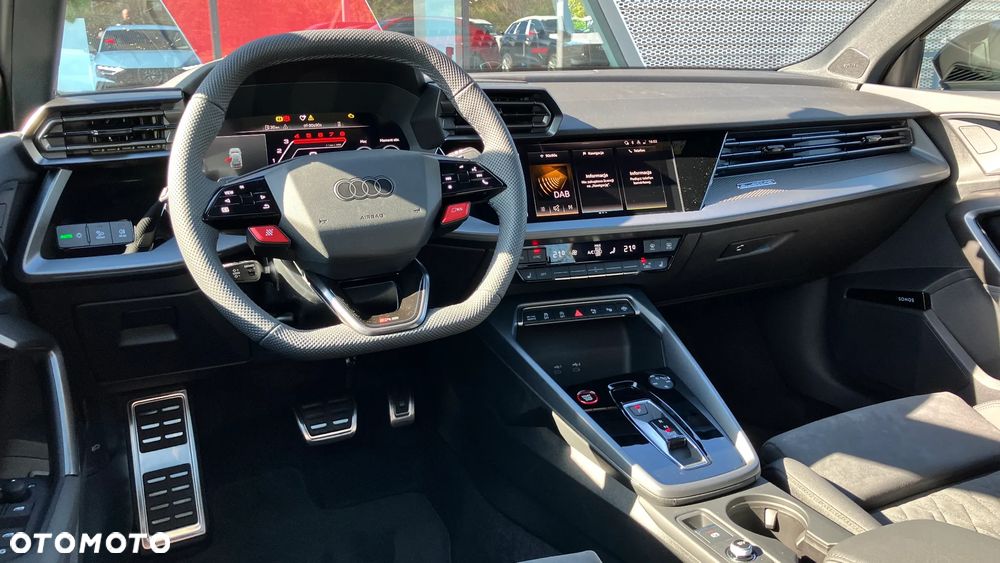 Audi RS3 Sportback - 16