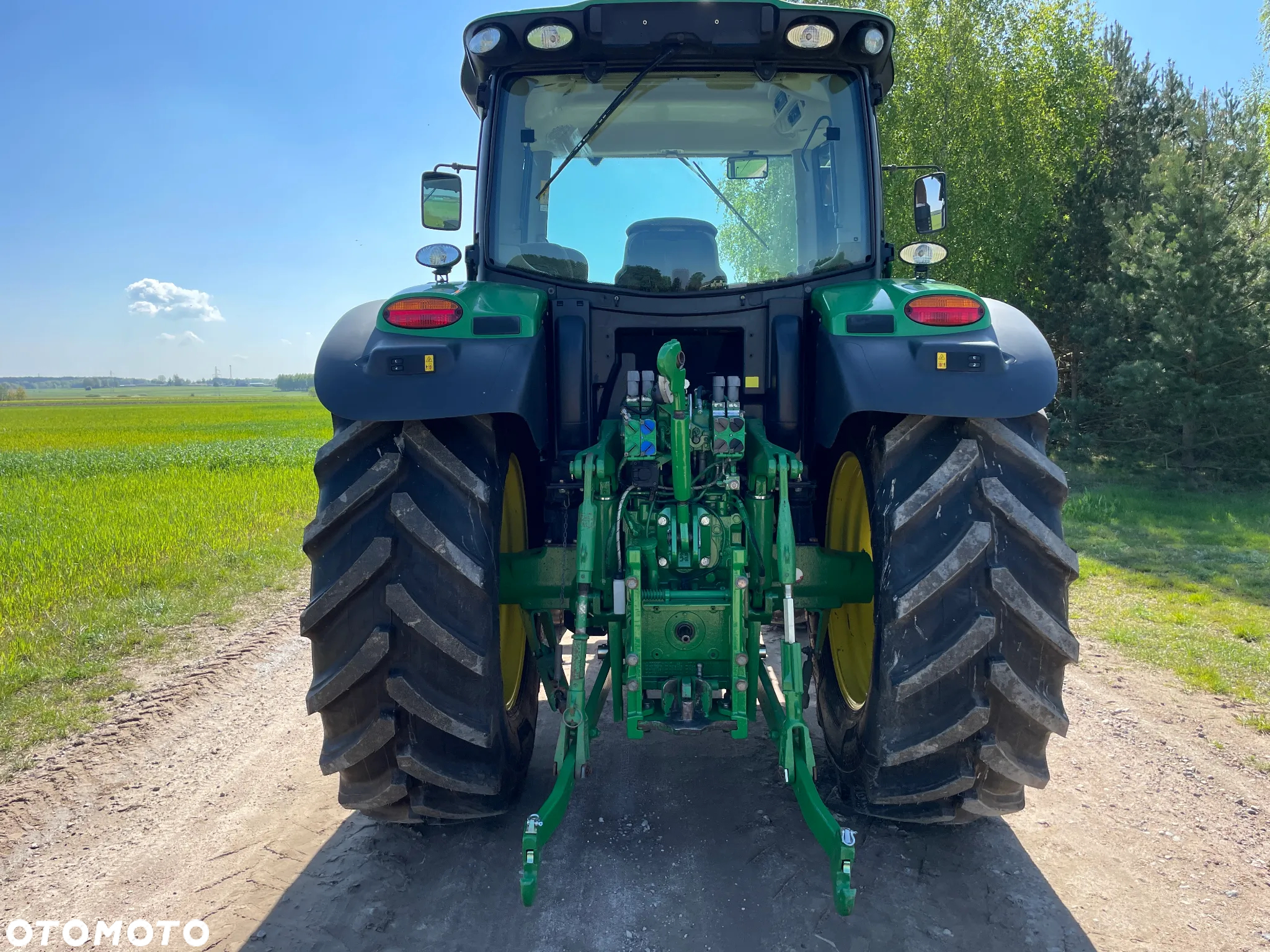 John Deere 6140R - 6