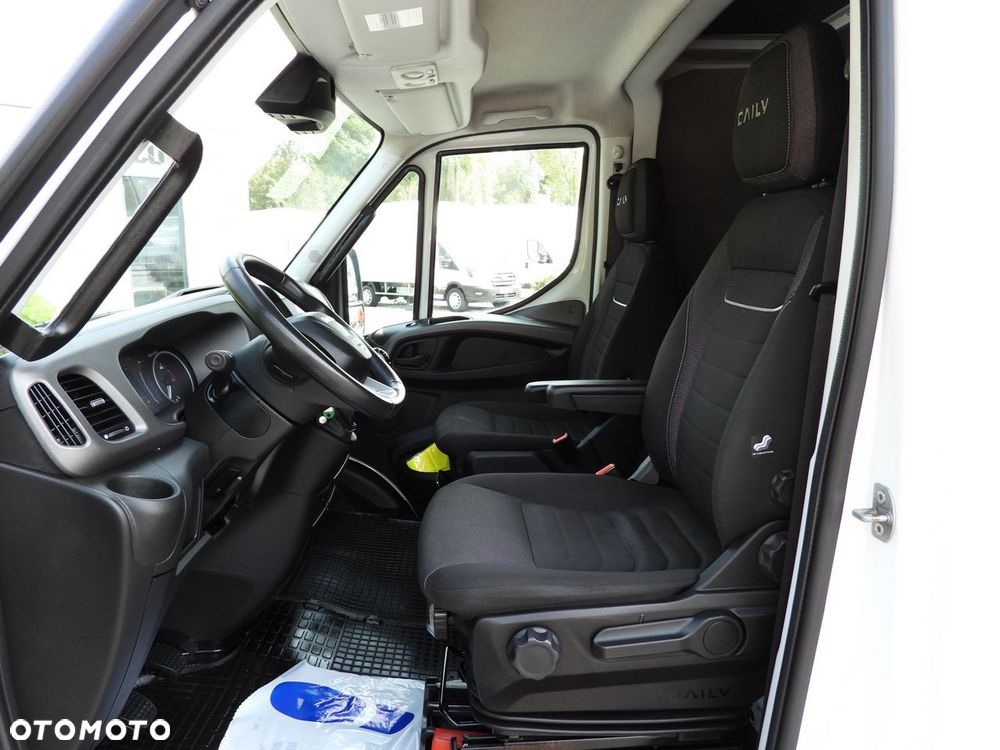 Iveco DAILY 35S18 PLANDEKA WINDA 8 PALET TEMPOMAT KLIMATYZACJA  180KM - 30