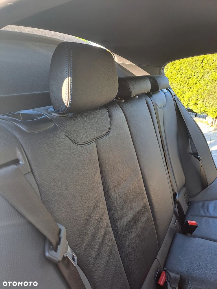 BMW Seria 1 120i GPF M Sport Shadow - 16