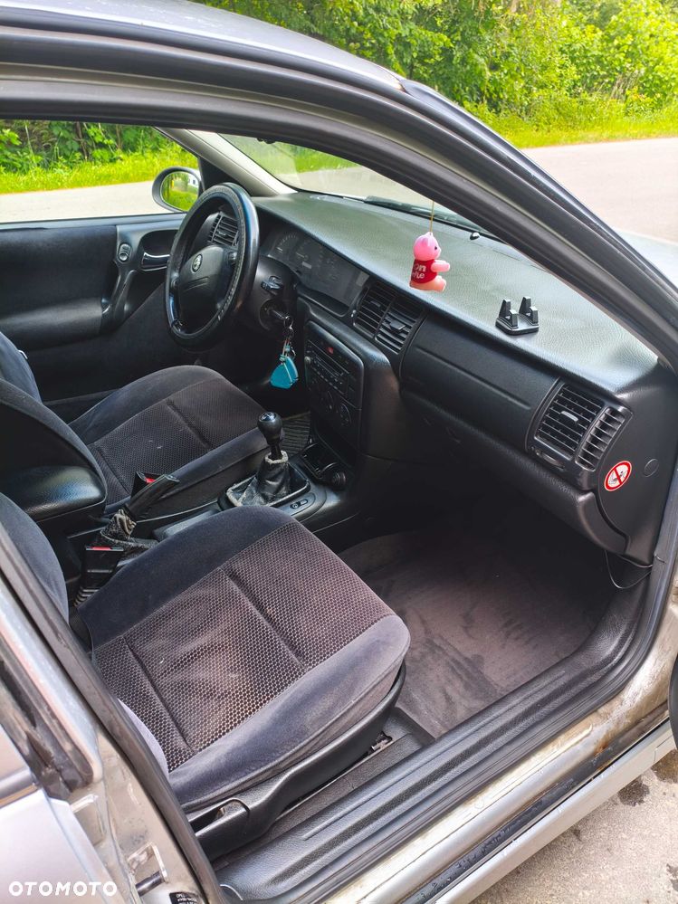 Opel Vectra - 8